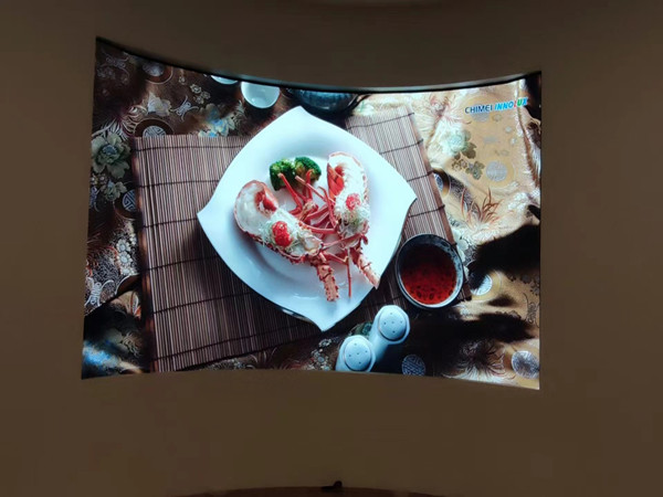 衡南室内P2.5弧形LED屏